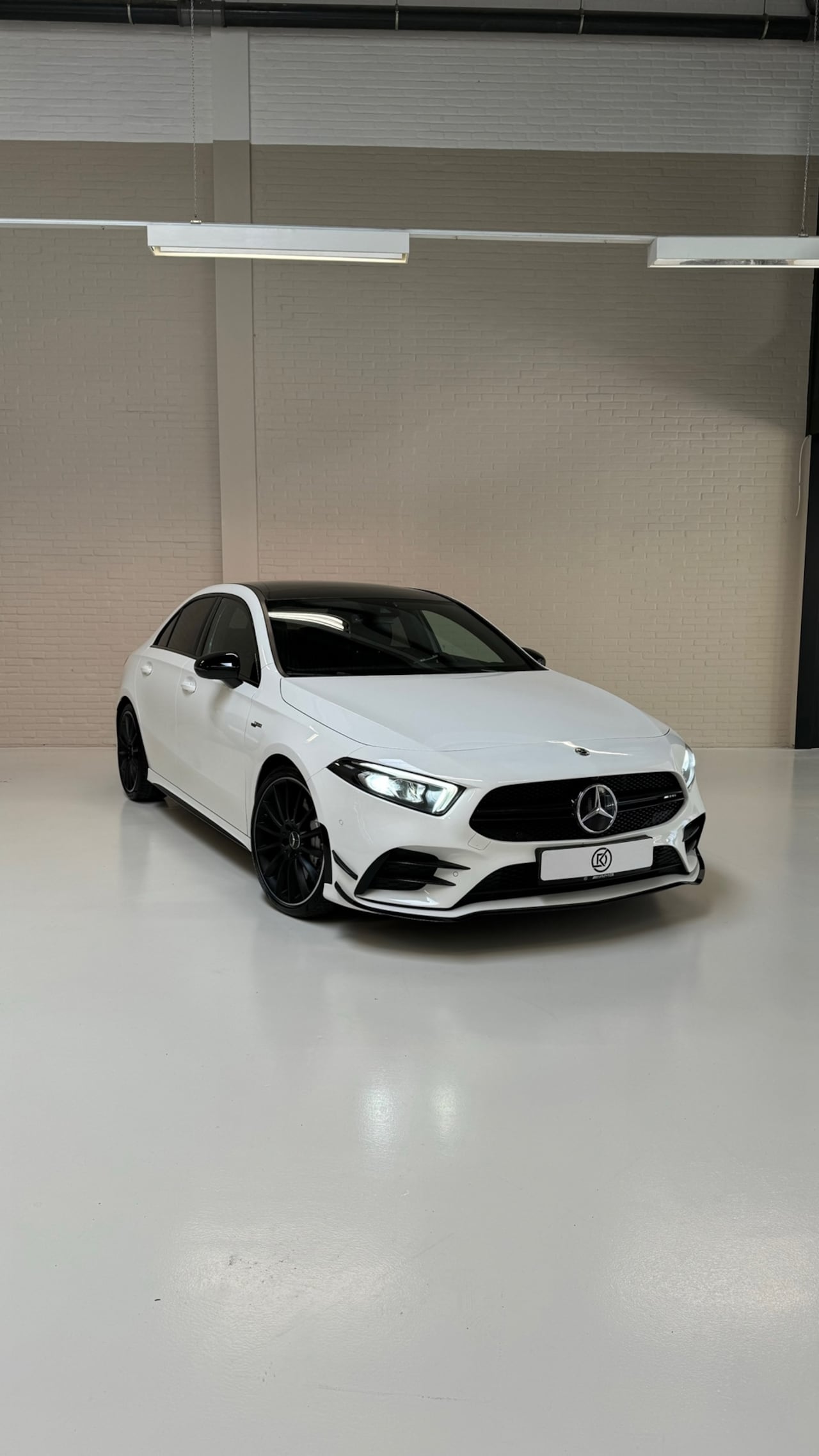 Mercedes-Benz A-klasse - AMG 35 4MATIC Premium Plus - AutoWereld.nl