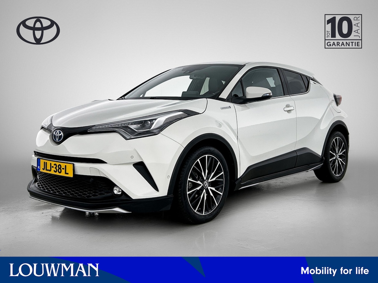 Toyota C-HR - 1.8 Hybrid Executive | LED | Sport pakket | JBL | - AutoWereld.nl
