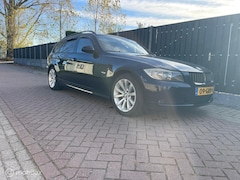 BMW 3-serie Touring - 318i Executive