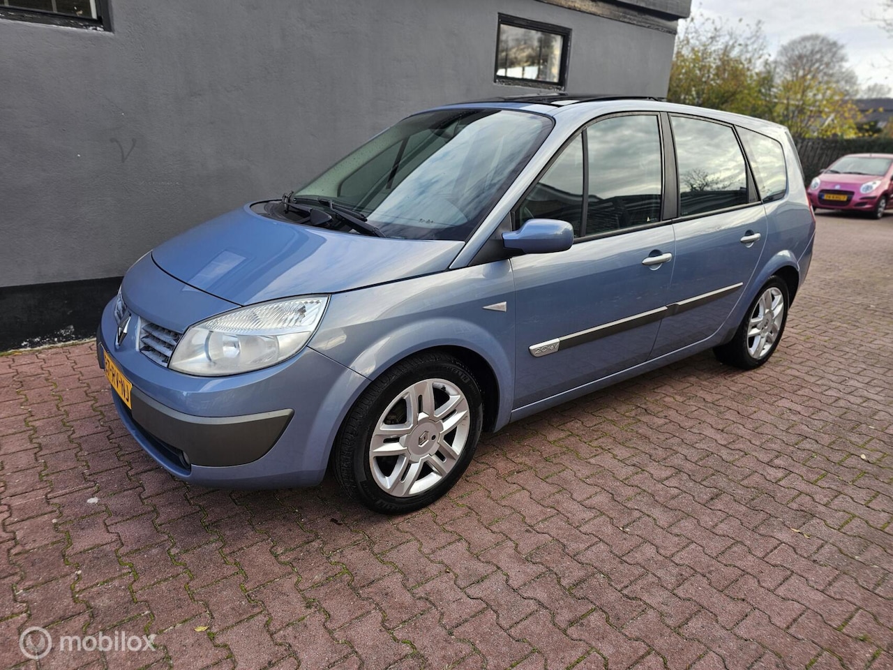 Renault Grand Scénic - 2.0-16V Tech Line AUTOMAAT - AutoWereld.nl