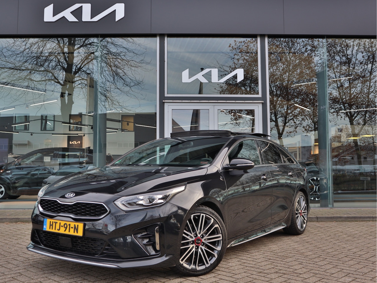 Kia Pro cee'd - 1.4 T-GDI GT-PlusLine Schuif/Kantel dak | Adaptieve Cruise Control | Stoelverwarming | Key - AutoWereld.nl
