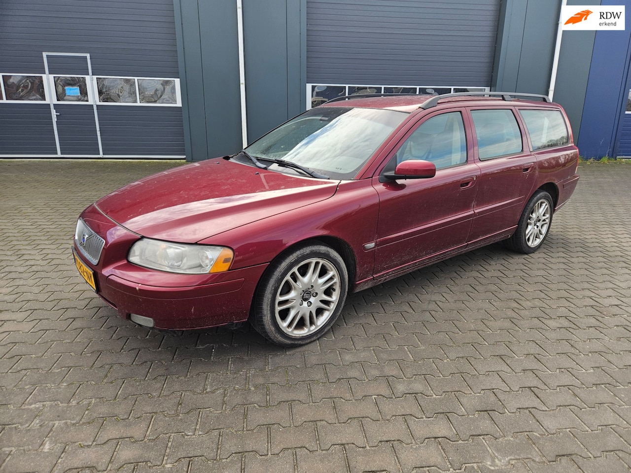 Volvo V70 - 2.4 D 2.4D - AutoWereld.nl