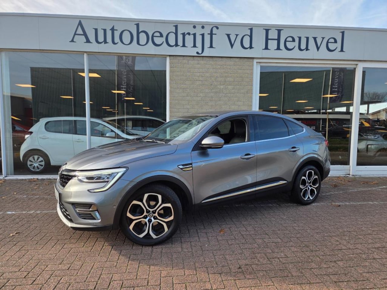 Renault Arkana - 1.3 TCe *Camera*Carplay*Stoel/stuur verw.*adaptieve cruise* Rijklaar - AutoWereld.nl