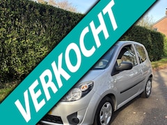 Renault Twingo - 1.2-16V Authentique 130000 km NAP aanwezig