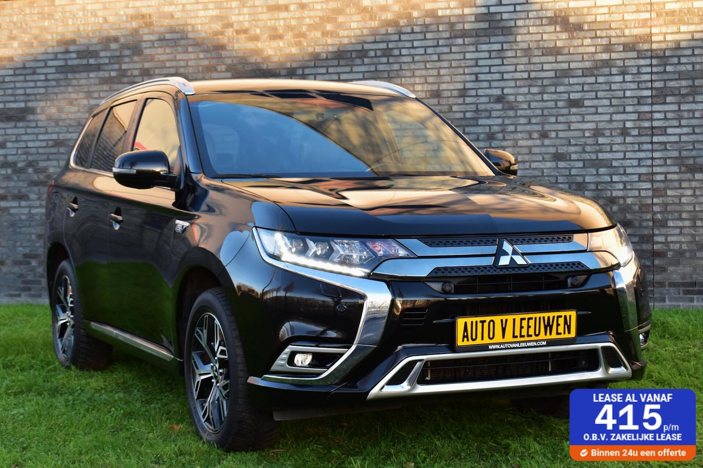 Mitsubishi Outlander - 2.4 PHEV Intense+ LEDER VOL! 360º CAMERA/ELEK. A. KLEP/CARPLAY-ANDROID WIFI/ETC,! - AutoWereld.nl