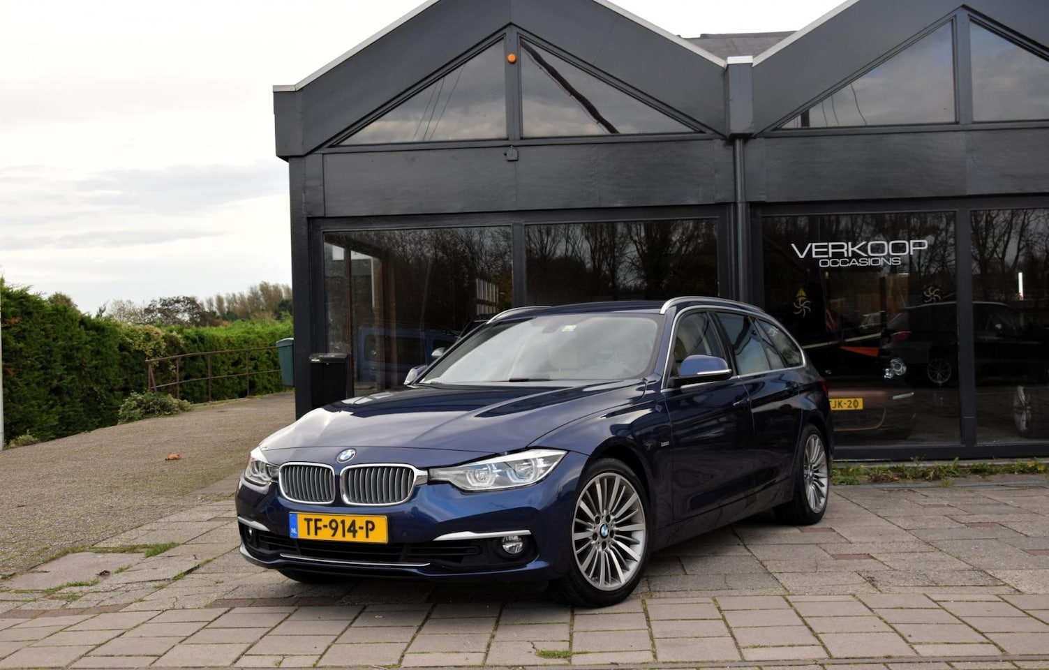 BMW 3-serie Touring - 320i M Sport Edition 320i M Sport Edition - AutoWereld.nl