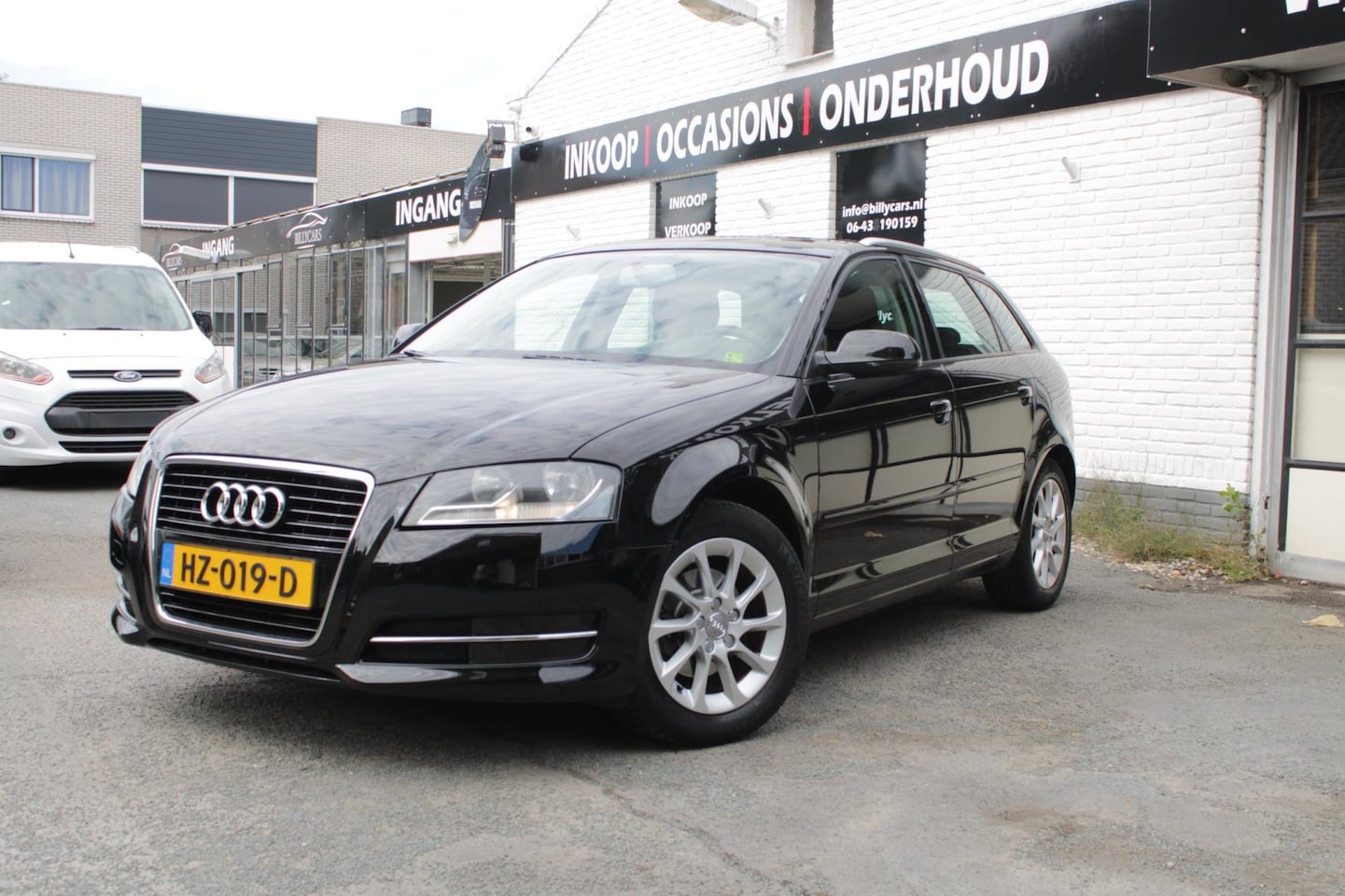 Audi A3 Sportback - 1.2 TFSI Attraction / Airco / Parkeersensoren Achter / Elektirsche ramen - AutoWereld.nl
