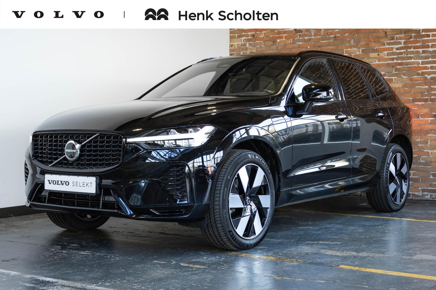 Volvo XC60 - T6 Plug-in hybrid AWD Plus Dark | Adaptieve Cruise Control met Pilot Assist | Elektrisch b - AutoWereld.nl