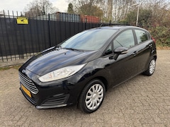 Ford Fiesta - 1.0 Style 5 Drs Airco/StrBkr
