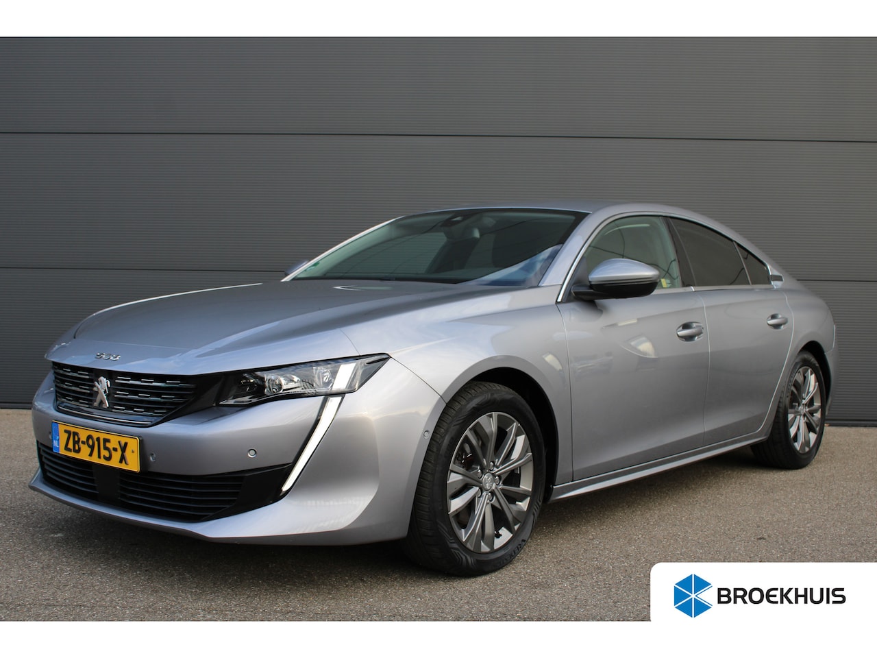 Peugeot 508 - 1.6 PureTech Blue Lease Allure | Automaat | Navigatie | Camera | Trekhaak | All season | D - AutoWereld.nl