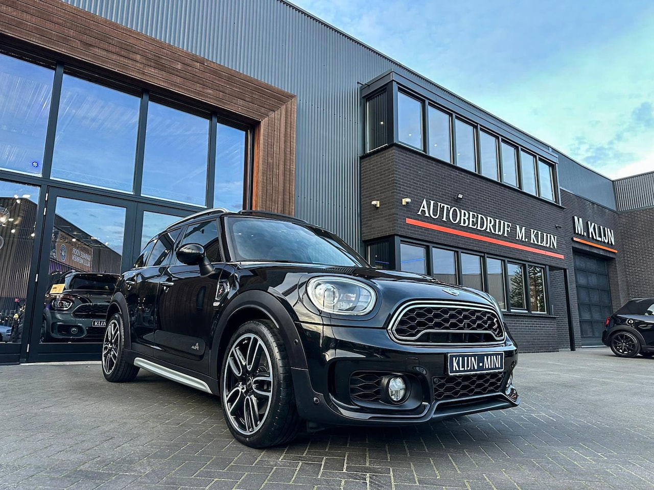 MINI Countryman - Mini 2.0 Cooper S ALL4 Chili F1 Aut John Cooper Works/Pano/Camera/HK/Vol - AutoWereld.nl