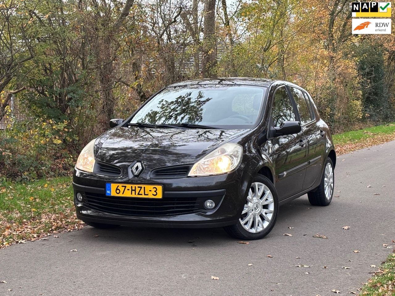 Renault Clio - 1.2 TCe Special Line | Airco + Cruise Nu € 1.950,-!!! - AutoWereld.nl