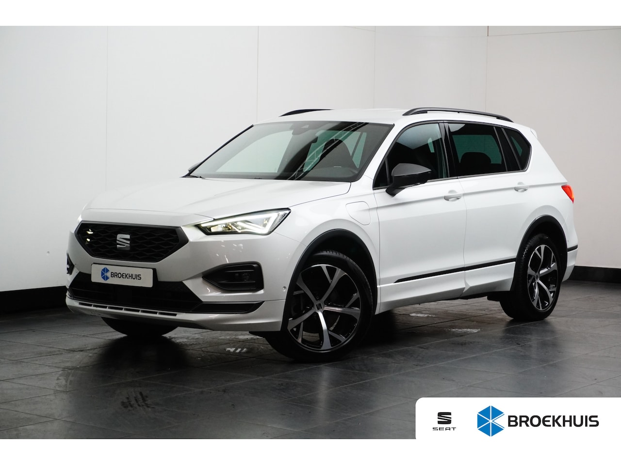 SEAT Tarraco - FR e-Hybrid Phev 245PK | Achteruitrijcamera | Smartphone Interface (Apple CarPlay & Androi - AutoWereld.nl