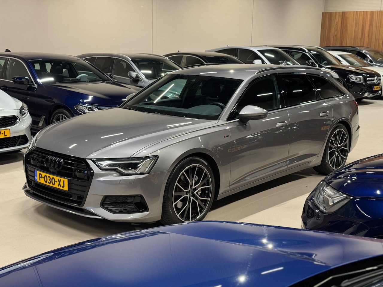 Audi A6 Avant - 45 TFSI Quattro 3X S-Line, Black Optik, ACC, Leder, 360 Cam, Ambiënte Light, Apple Carplay - AutoWereld.nl