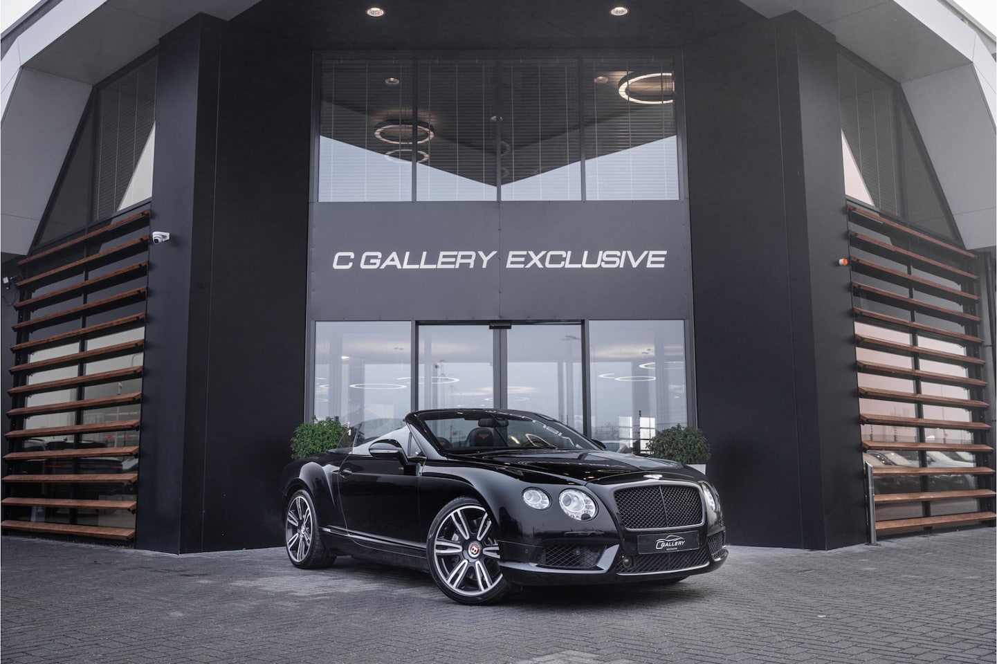 Bentley Continental GTC - 4.0 V8 - Stoelkoeling & Massage | ACC | Camera | Memory - AutoWereld.nl