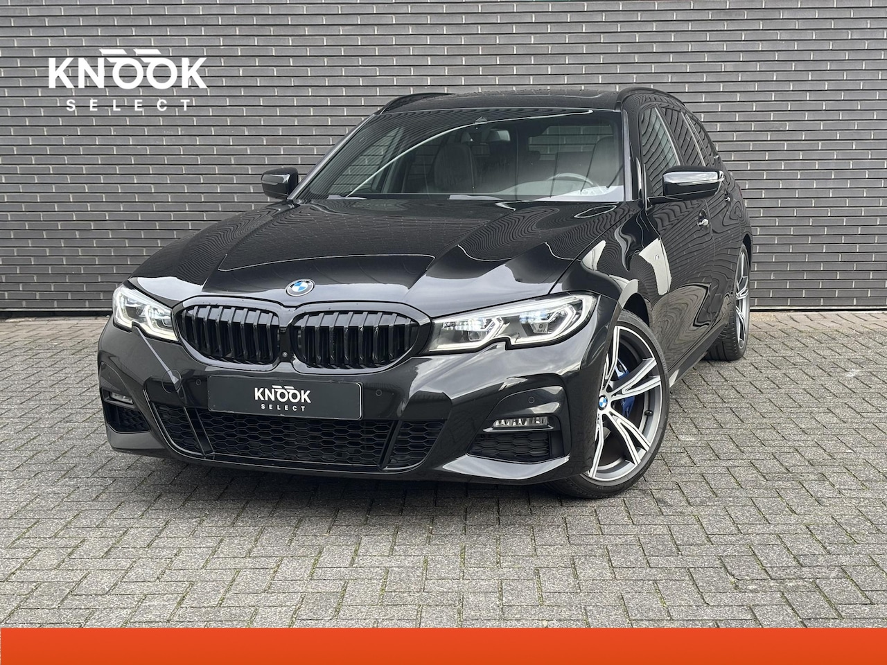 BMW 3-serie - 330i xDrive High Executive M Sport / Panodak / Harman/Kardon / Laser licht - AutoWereld.nl