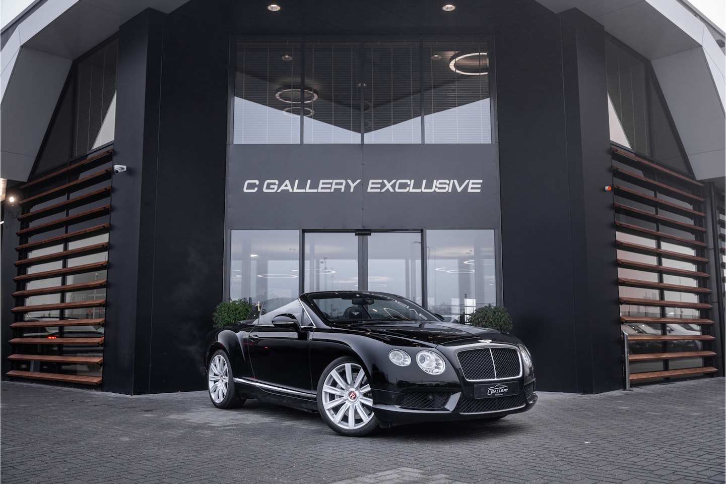 Bentley Continental GTC - 4.0 V8 - Stoelkoeling & Massage | Cruise Control | Camera | Memory - AutoWereld.nl