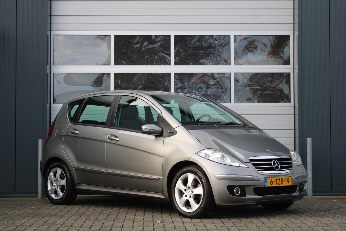 Mercedes-Benz A-klasse - 150 Classic Automaat Airco/Stoelverwarming/HalfLeder/RadioCD/Elek.Ramen/C.V./16"LM/Trekhaa - AutoWereld.nl