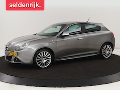 Alfa Romeo Giulietta - 1.4 T Distinctive | Automaat | Leder | Navigatie | Cruise control | Climate control | Blue