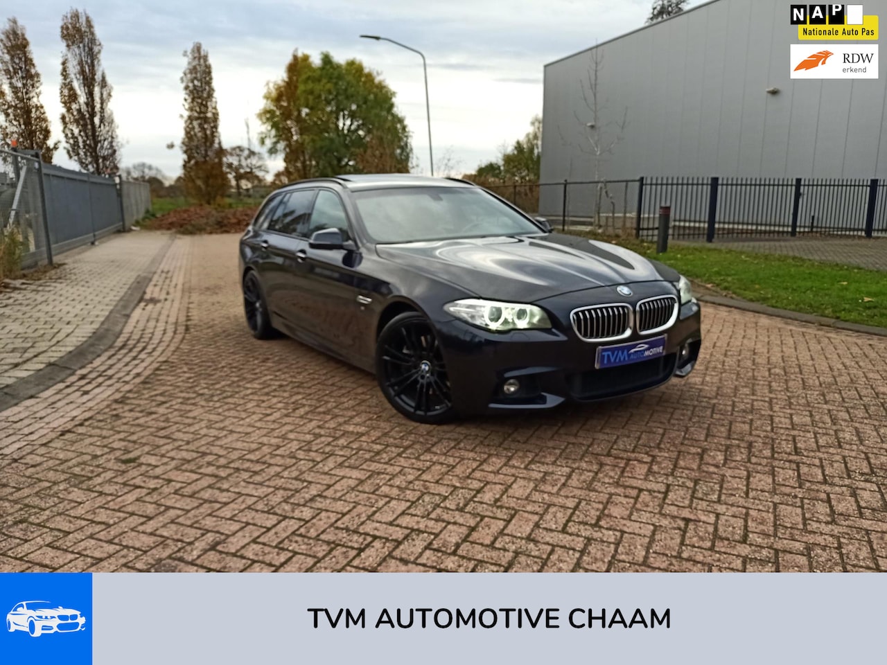 BMW 5-serie Touring - 528xi High Executive MPAKKET PANO MEMORY FULL - AutoWereld.nl