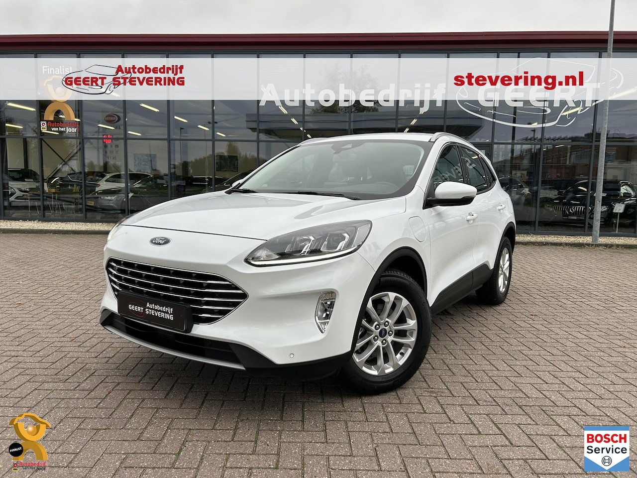 Ford Kuga - 2.5 PHEV e-CVT 225pk Titanium / Navi / Led-verlichting - AutoWereld.nl