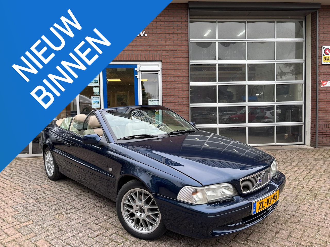 Volvo C70 Convertible - 2.4 T Prestige 2.4 T Prestige - AutoWereld.nl