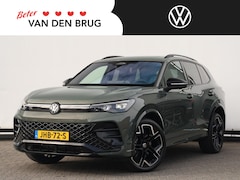 Volkswagen Tiguan - 1.5 eHybrid R-Line Edition Navi | Trekhaak | Black Style | 20"York | LED Matrix IQ | 360 c