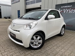 Toyota iQ - 1.0 VVTi Comfort / Airco / Elektr. pakket / Parelmoer wit