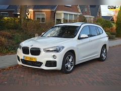 BMW X1 - SDrive18i High Exe M-pakket/pano/org NL/NAP