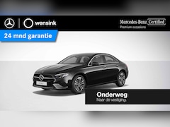 Mercedes-Benz A-klasse - 180 Star Edition Luxury Line Widescreen | Stoelverwarming | Keyless | High Peformance LED