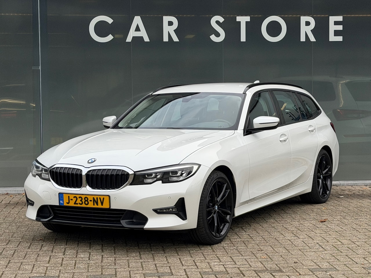 BMW 3-serie Touring - 320i High Executive SPORT LINE - AutoWereld.nl
