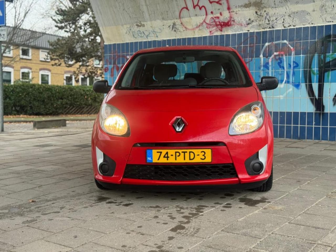 Renault Twingo - Renault Twingo 1.2-16V Nette Auto Voor Een Zachte Prijsje € 1999,- - AutoWereld.nl