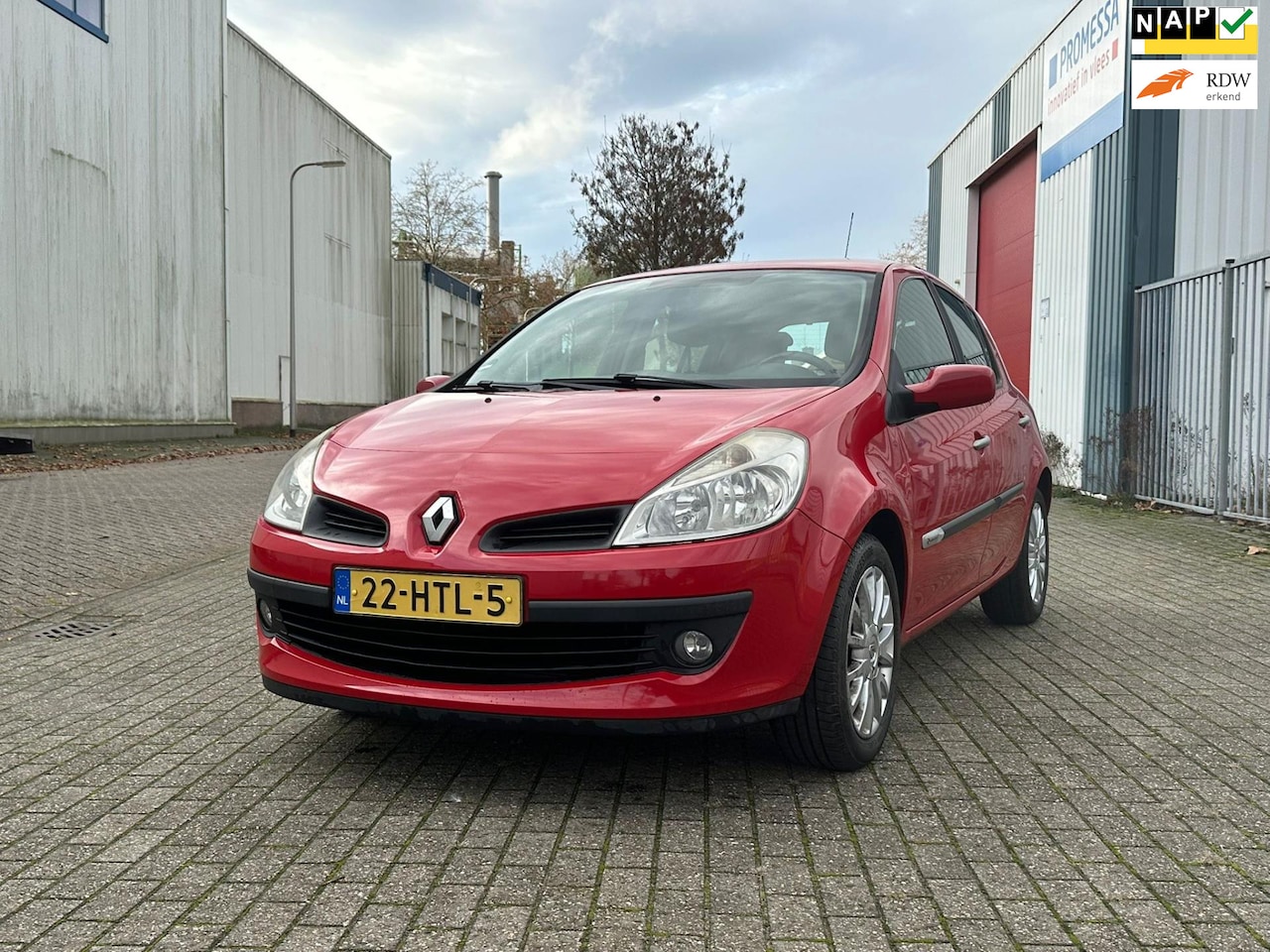 Renault Clio - 1.2-16V Special Rip Curl Airco/Cruise Nieuwe Apk - AutoWereld.nl