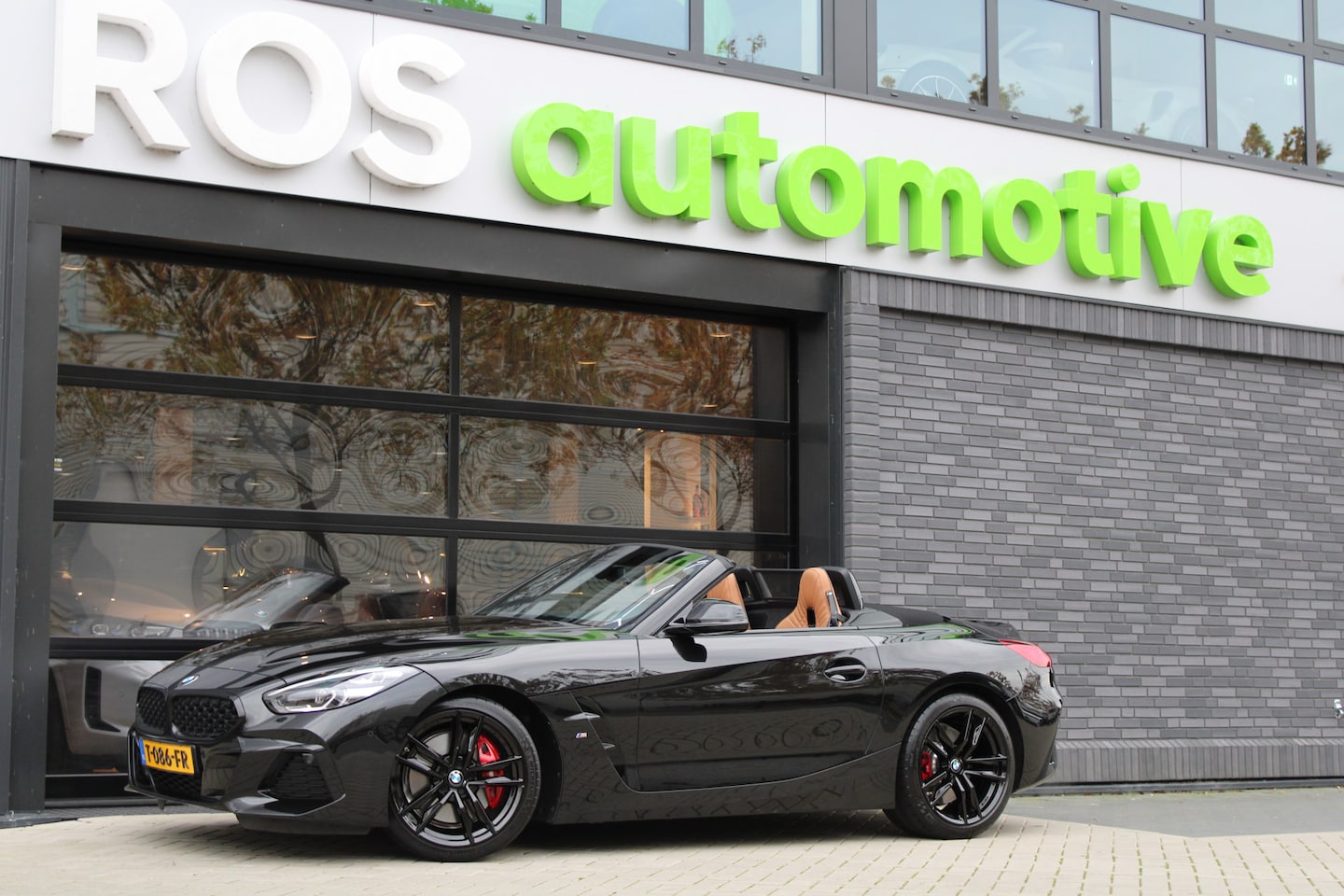 BMW Z4 Roadster - sDrive20i High Executive | NIEUWSTAAT! | M-SPORT | KEYLESS | STUURVERW | SFEER | CAMERA | - AutoWereld.nl