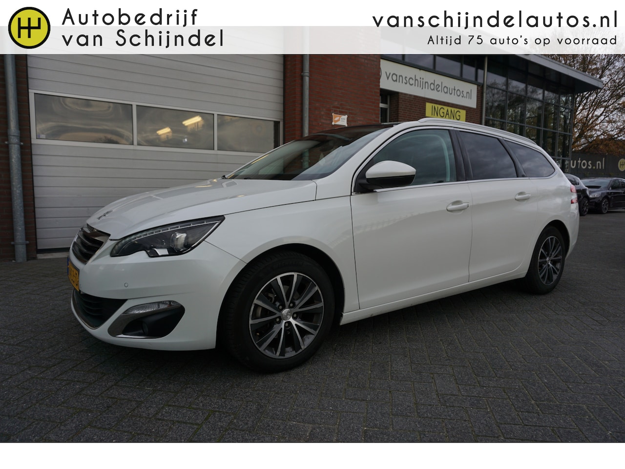 Peugeot 308 SW - 1.2 PURETECH 131PK ALLURE CAMERA PANORAMADAK LED NAVI APPS CLIMA CRUISE PDC V+A LMV BLUETO - AutoWereld.nl