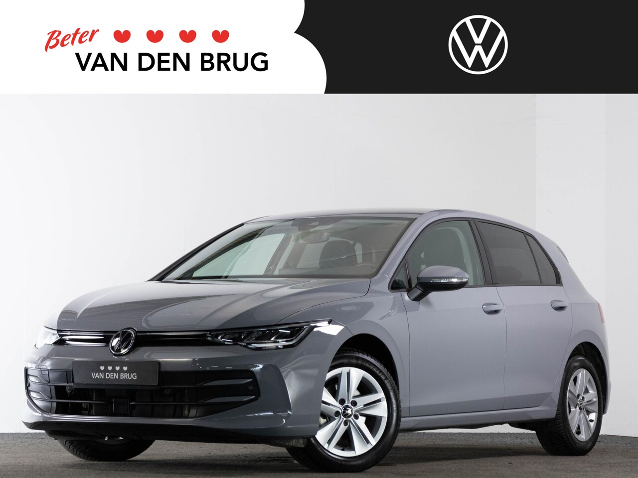 Volkswagen Golf - 1.5 eTSI Life Edition 150pk Automaat | All-season | LED | Carplay & Android Auto | Adaptiv - AutoWereld.nl
