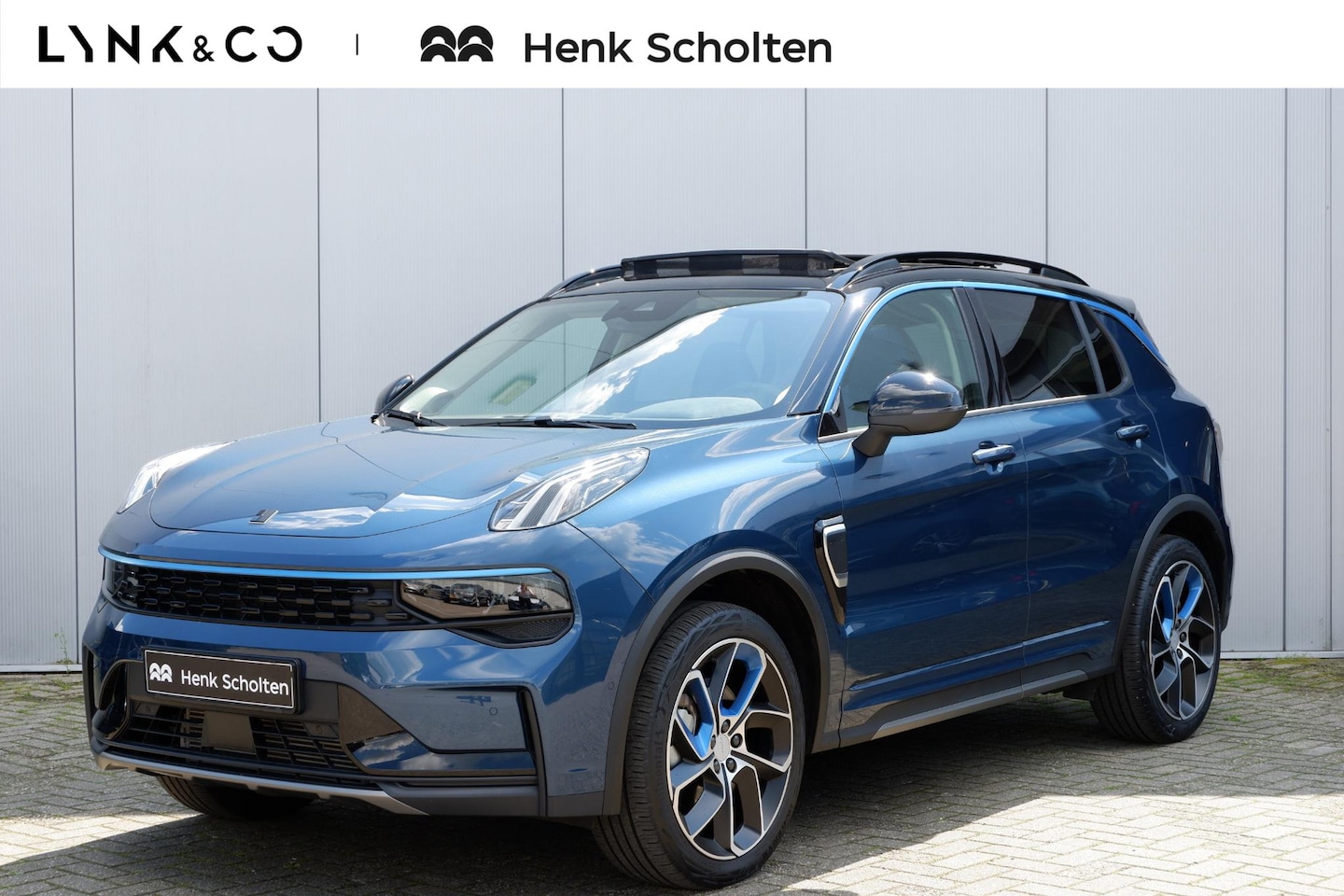 Lynk & Co 01 - 1.5 | Zwarte Hemel | 360 graden camera | Panoramisch Schuif-/Kanteldak | Infinity Premium - AutoWereld.nl