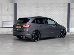 Mercedes-Benz B-klasse - B 180 Automaat AMG Line | Premium Plus Pakket | Nightpakket | Panoramadak | Head-Up | Sfee