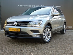 Volkswagen Tiguan - 1.4 TSI 125 PK - PDC - Climate - Winterpakket - Trekhaak