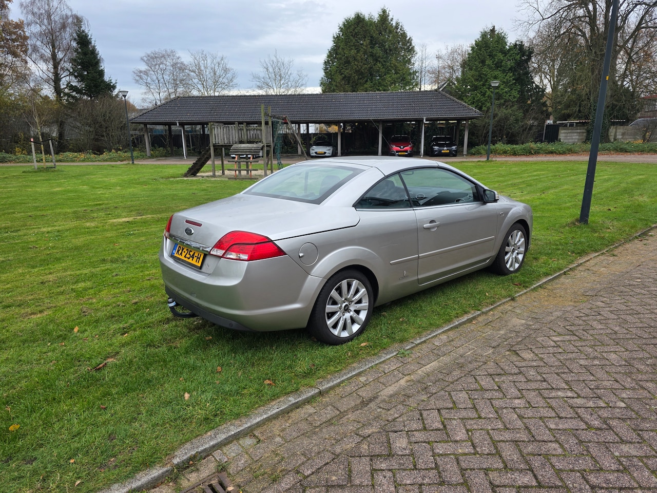 Ford Focus Coupé-Cabriolet - 2.0-16V Titanium - AutoWereld.nl