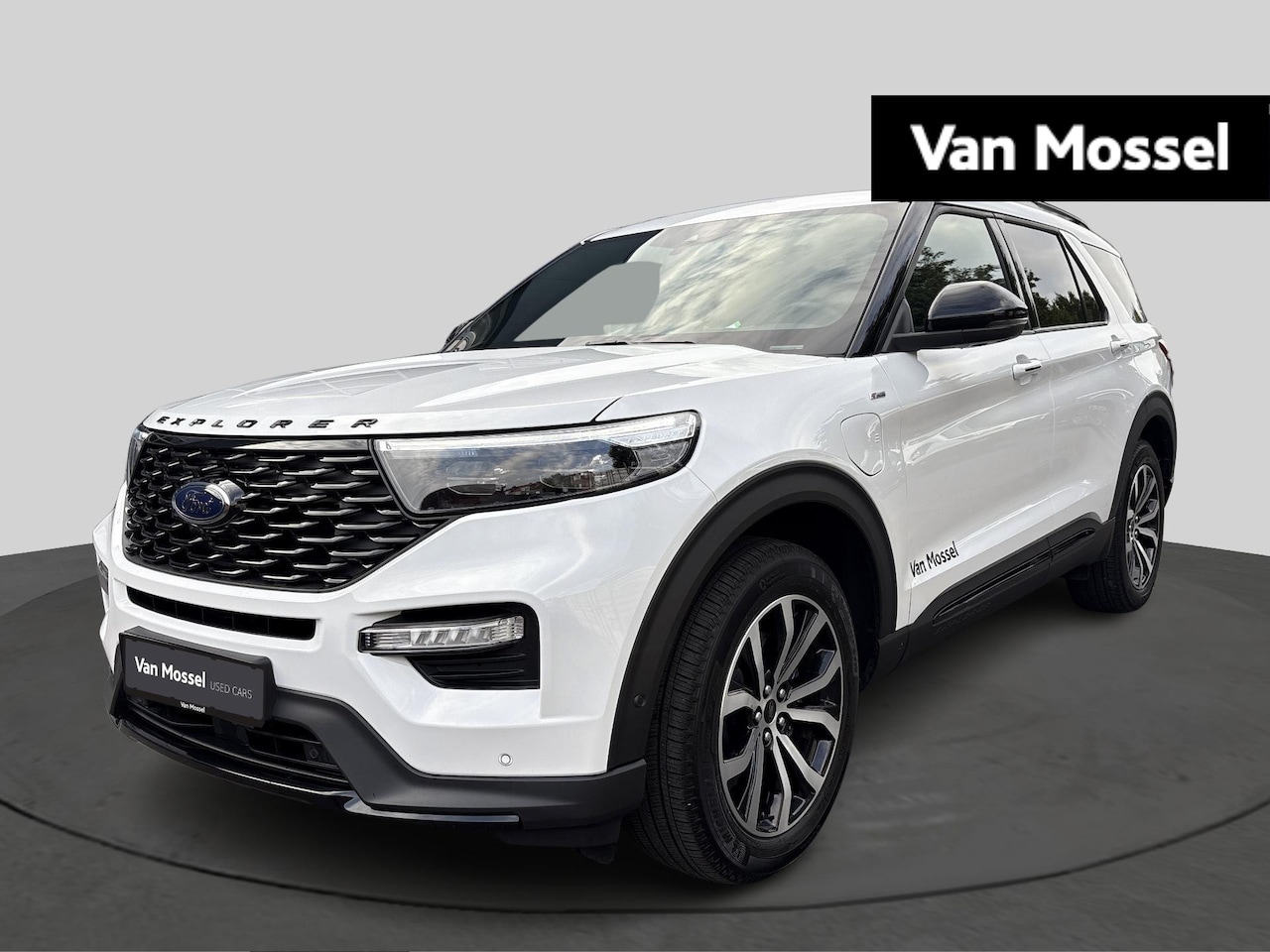 Ford Explorer - PHEV ST-Line | 7 pers. | Panoramadak | Trekhaak | 2500kg trekgewicht | Leder | - AutoWereld.nl