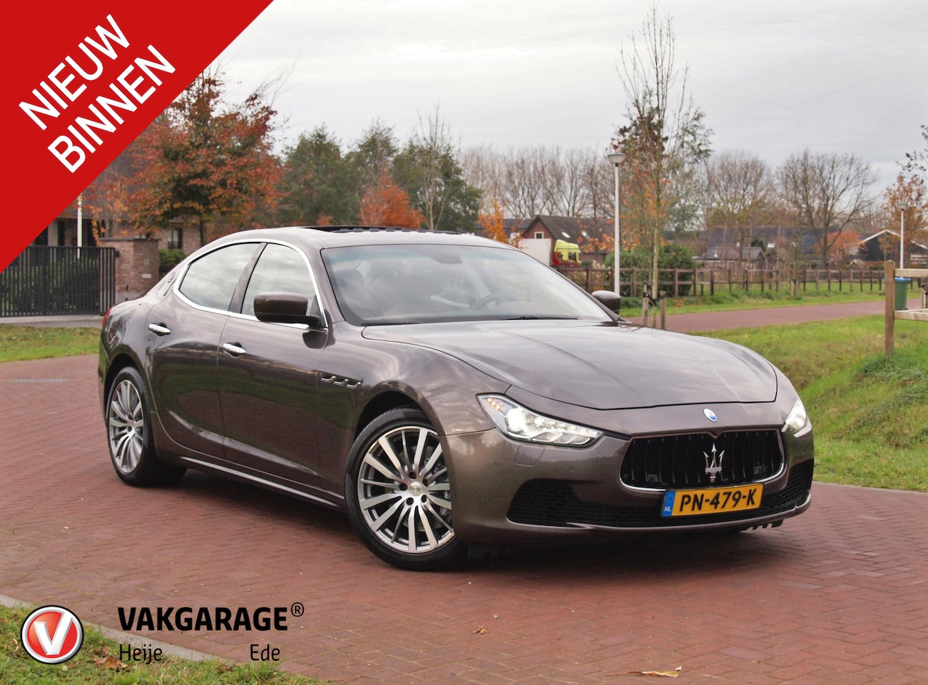 Maserati Ghibli - 3.0 | Panoramadak | Camera | Dealer onderhouden | Nieuwe distributie ketting | - AutoWereld.nl
