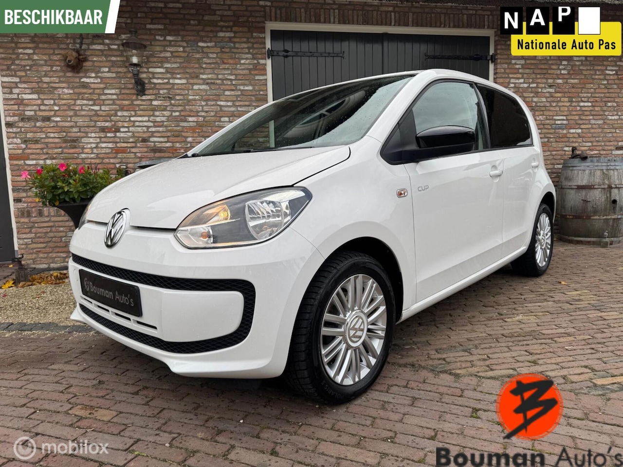Volkswagen Up! - 1.0 - CUP - 5 deurs - Airco - LM Velgen - APK - AutoWereld.nl