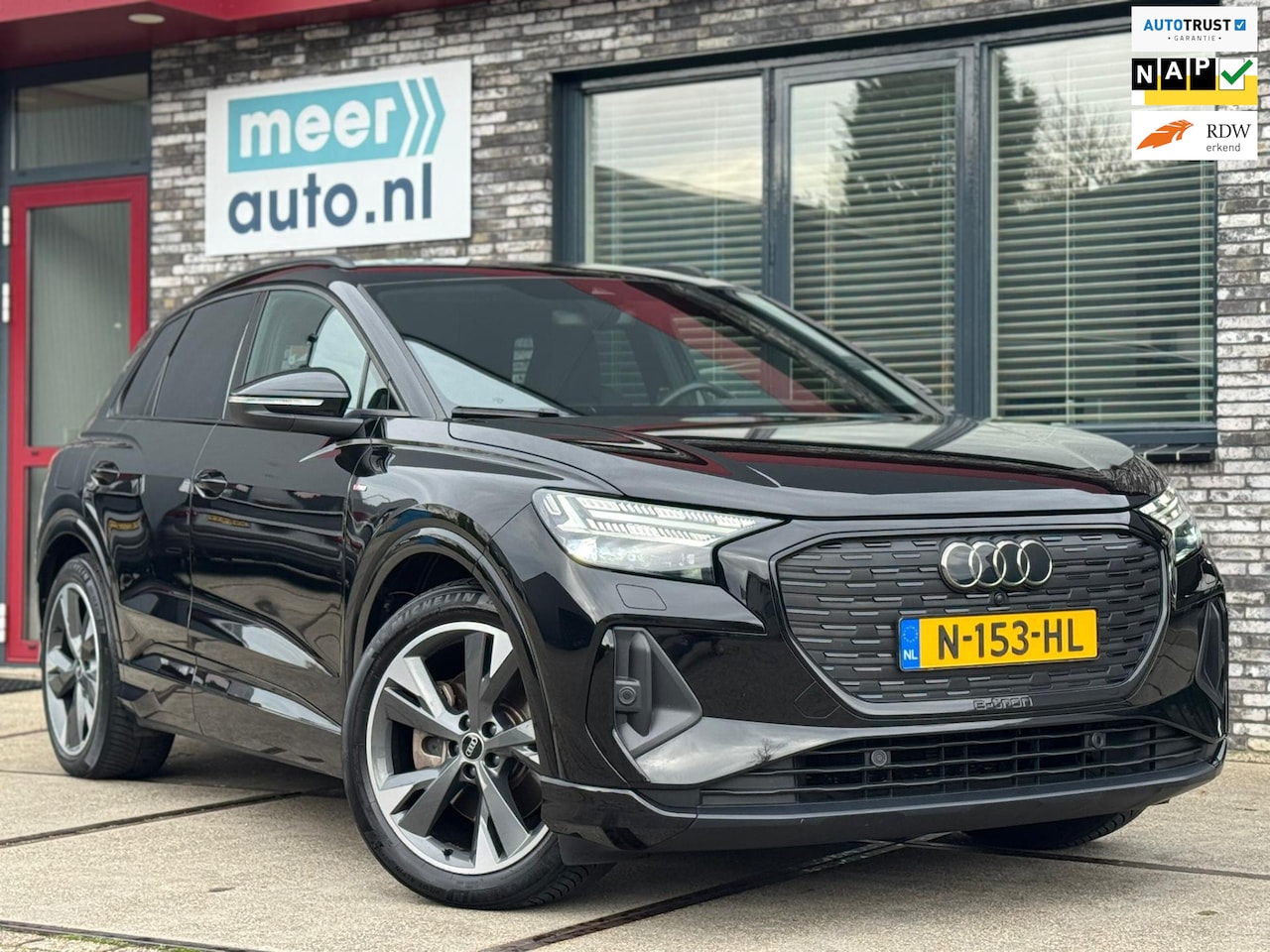 Audi Q4 e-tron - 40 S-LINE Competition 77 kWh SOH 91% l CAMERA l SFEER l MATRIX l CARPLAY l WARMTEPOMP l OR - AutoWereld.nl