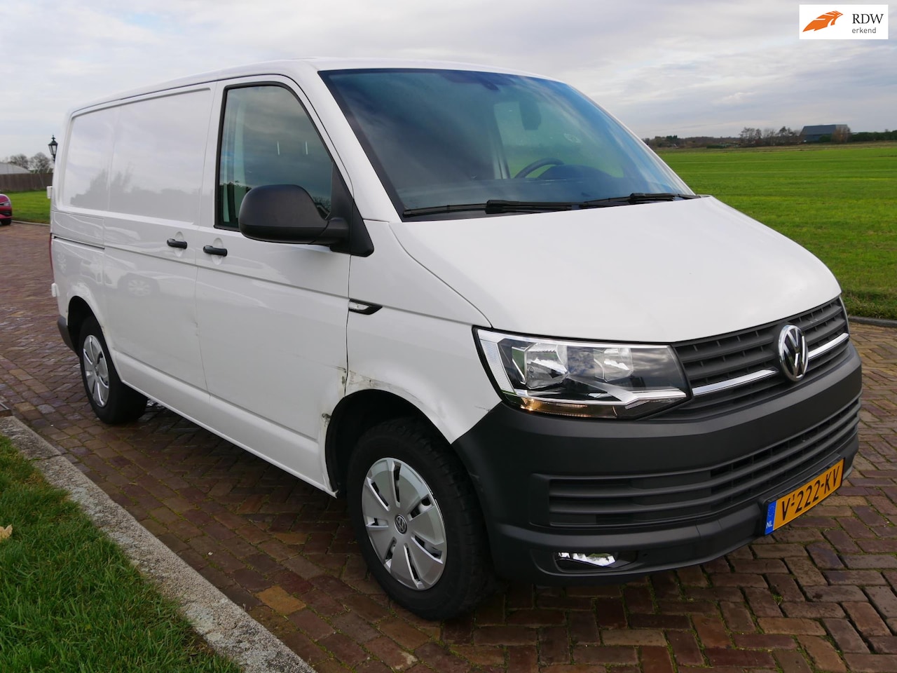 Volkswagen Transporter - 2.0 TDI L1H1 110kW Highline DSG 2XDOOR AC NAVI ** 9999 EX BTW ** - AutoWereld.nl