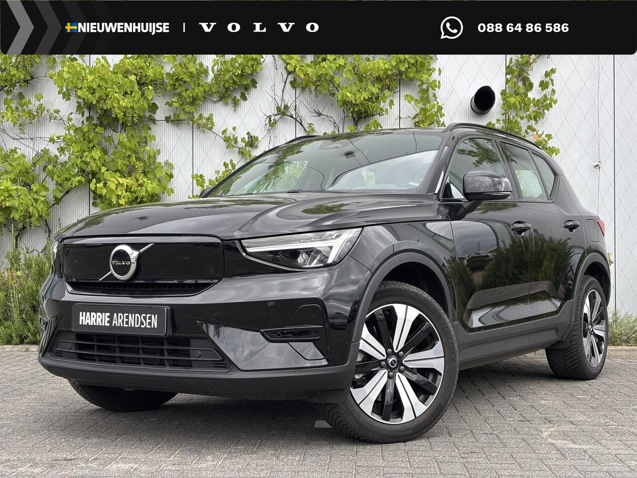 Volvo XC40 - Recharge Core 70 kWh | Trekhaak | Achteruitrijcamera | Navigatie | Parkeersensoren voor + - AutoWereld.nl
