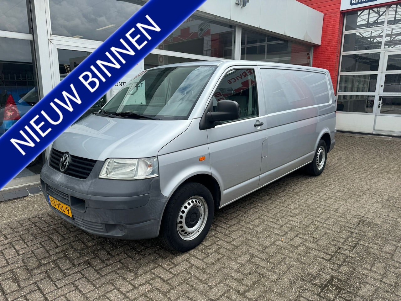 Volkswagen Transporter - 2.5 TDI 340 - Zijschuifdeur- rechts | Airco | Trekhaak | - AutoWereld.nl
