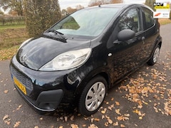 Peugeot 107 - 1.0 Urban Light Accent