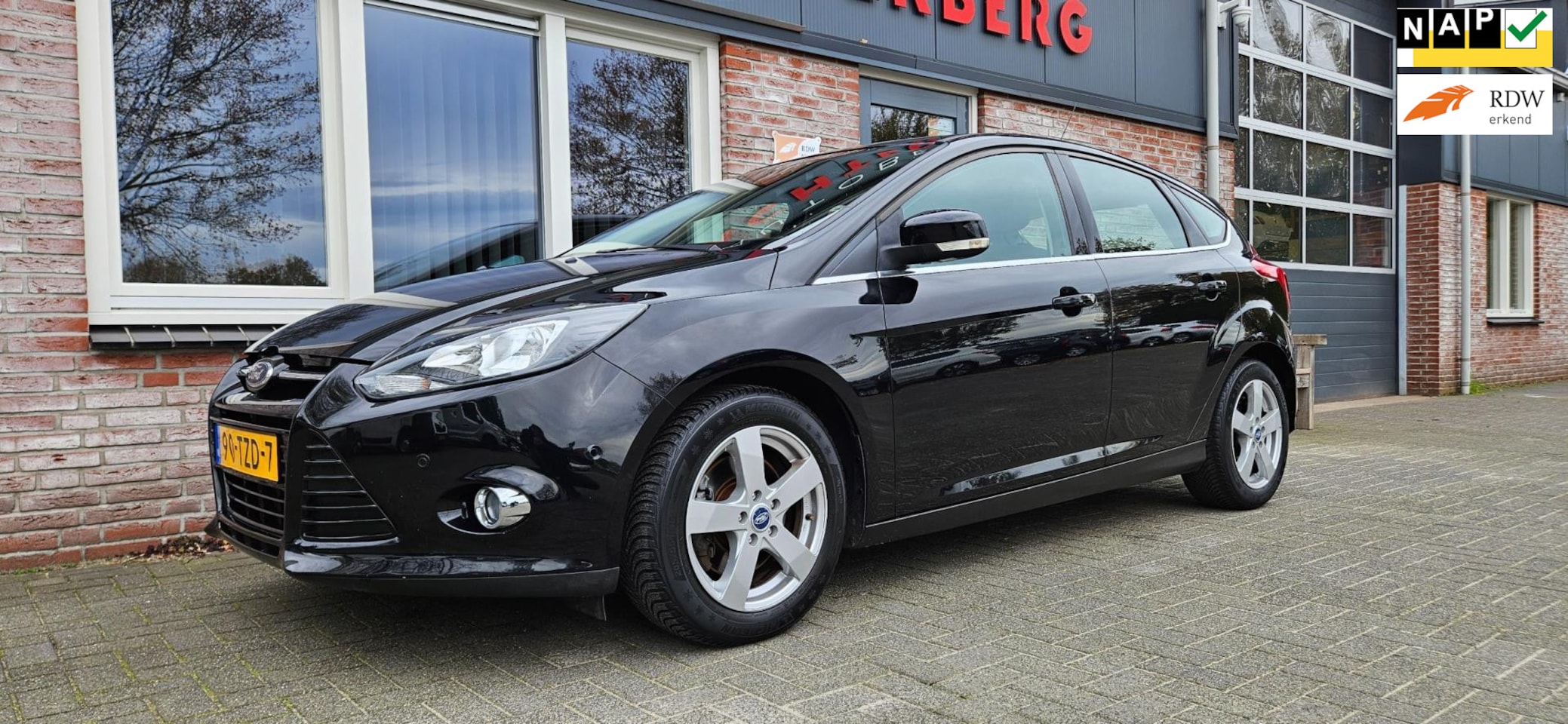 Ford Focus - 1.0 EcoBoost Lease Titanium Trekhaak! Airco! Revisie Motor! Cruise Control! - AutoWereld.nl