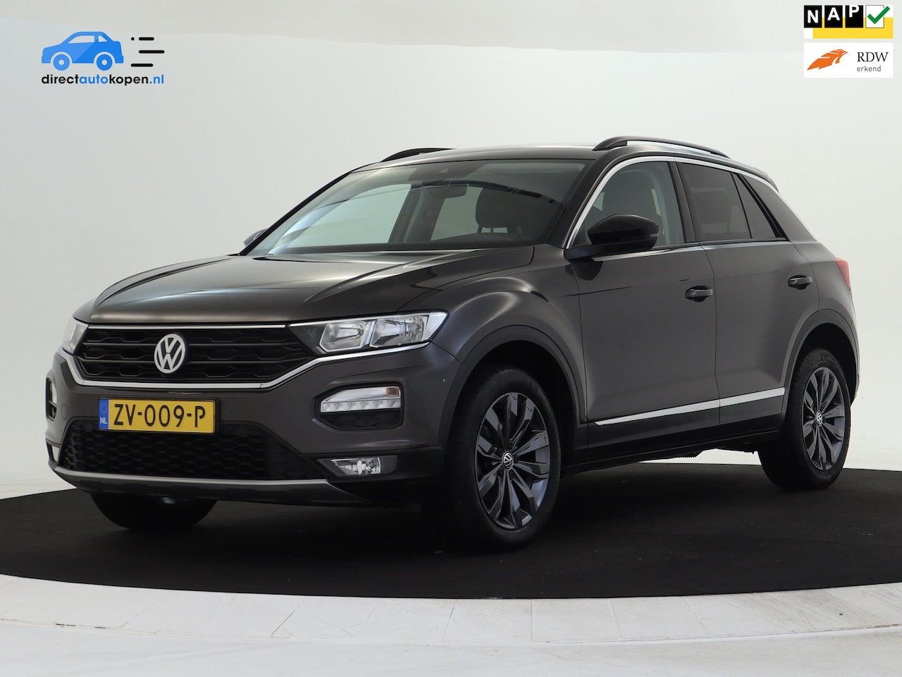 Volkswagen T-Roc - 1.0 TSI Style CarPlay | El.kofferklep | Trekhaak | Navi - AutoWereld.nl